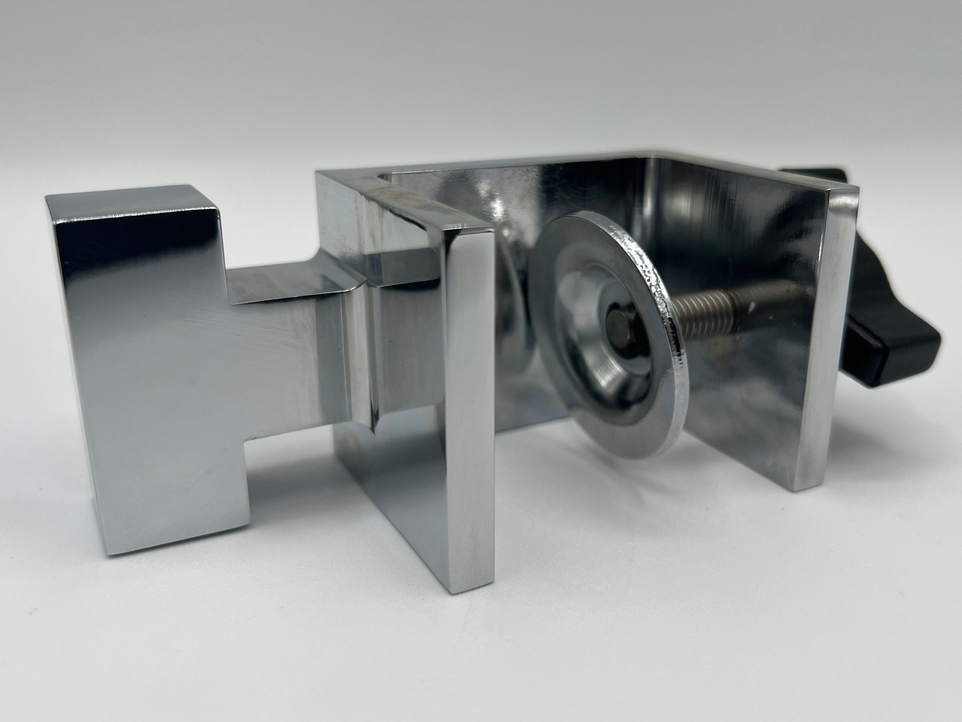 Main Grooming Table Arm International Adapter